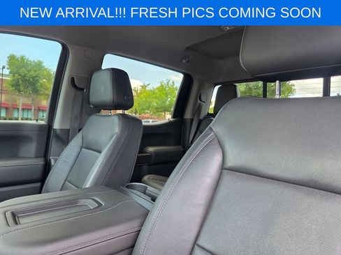 Used 2019 GMC Sierra 1500 SLT w/ SLT Premium Plus Package AWD/4WD image 9