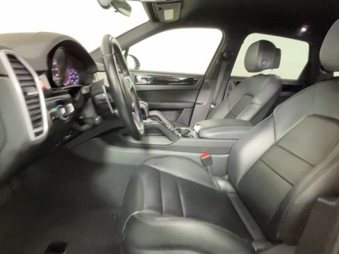 Used 2021 Porsche Cayenne E-Hybrid AWD/4WD image 21
