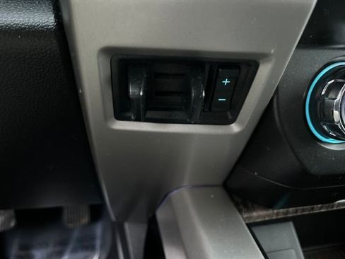 Used 2019 Ford F250 Lariat image 42