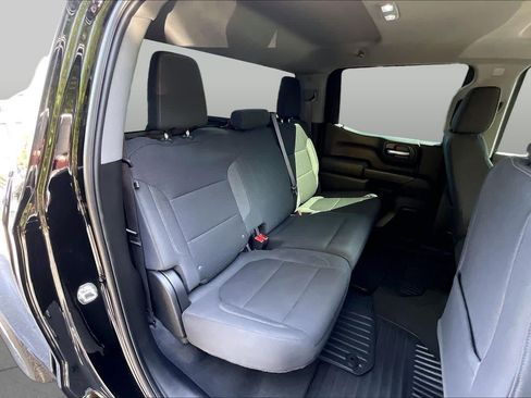 Certified 2021 Chevrolet Silverado 1500 LT RWD image 26