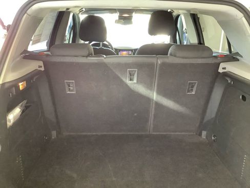 Used 2022 Chevrolet Trax LS w/ Tint and Cruise Package image 27