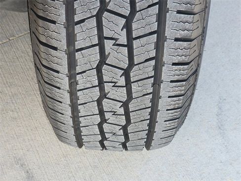 Used 2022 Toyota 4Runner SR5 Premium image 12