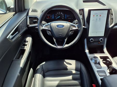Used 2023 Ford Edge SEL w/ Convenience Package AWD/4WD image 12