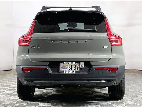Used 2023 Volvo XC40 Recharge Ultimate AWD/4WD image 3