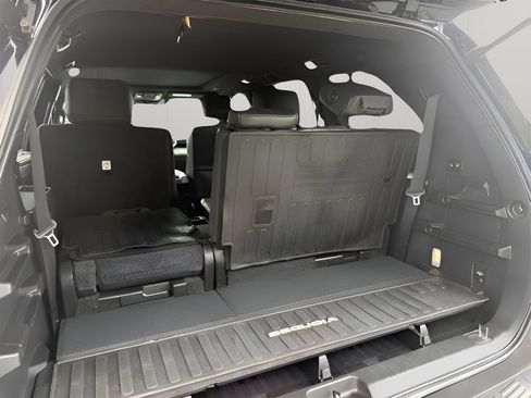 Used 2023 Toyota Sequoia Platinum AWD/4WD image 41
