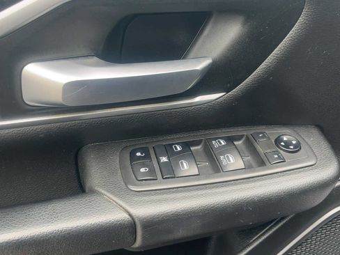 Used 2021 RAM 1500 Lone Star AWD/4WD image 32