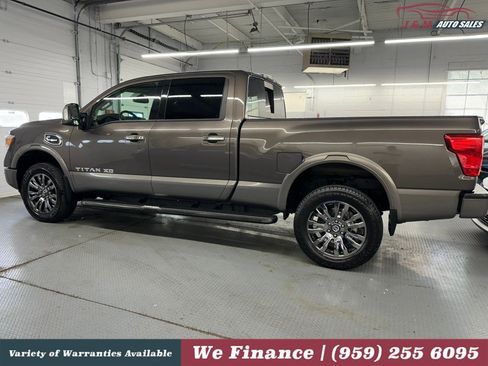 Used 2016 Nissan Titan Platinum Reserve AWD/4WD image 9