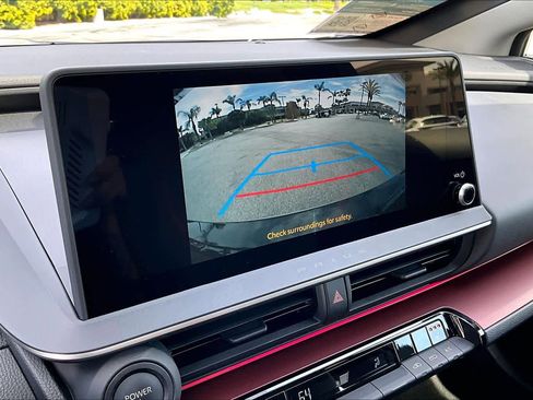 Used 2026 Toyota Prius Plug-In Hybrid image 25