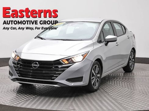 Used 2023 Nissan Versa SV FWD image 1