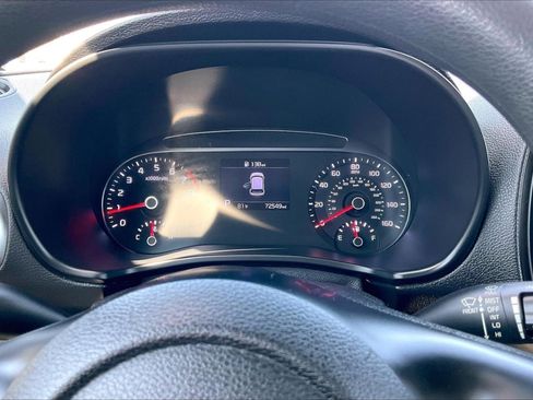 Used 2022 Kia Soul LX w/ Technology Package FWD image 17
