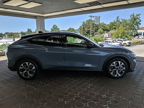 Used 2024 Ford Mustang Mach-E Select image 4