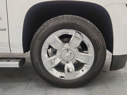 Used 2017 Chevrolet Tahoe LT w/ LT Signature Package image 27