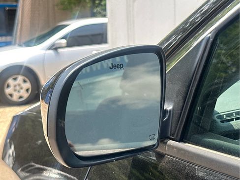 New 2025 Jeep Compass Latitude w/ Convenience Group image 15