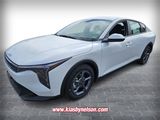 New 2025 Kia K4 LXS image 3