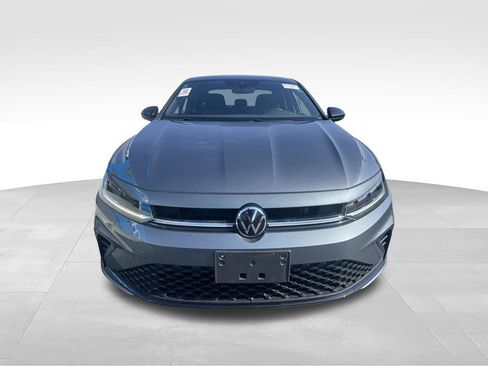 Used 2025 Volkswagen Jetta Sport FWD image 18