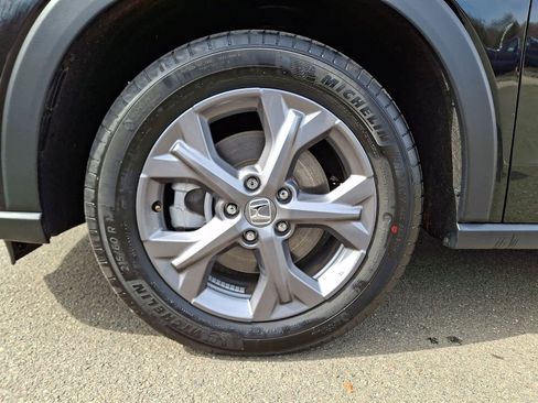 Certified 2026 Honda HR-V LX image 9