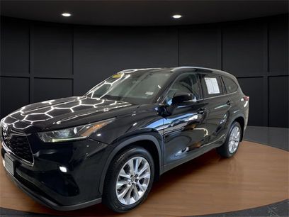Used 2022 Toyota Highlander Limited