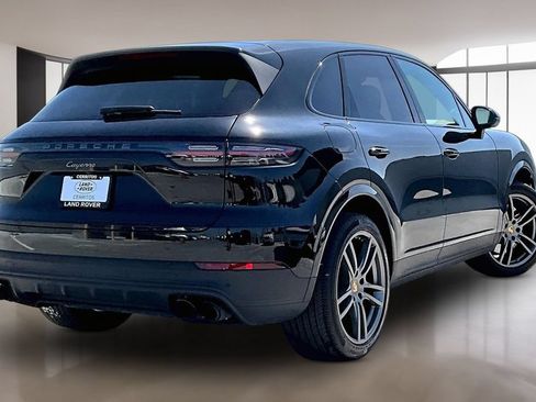 Used 2023 Porsche Cayenne Platinum Edition AWD/4WD image 6