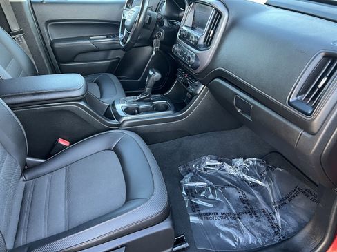 Used 2021 GMC Canyon AT4 image 14