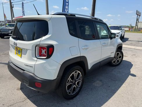 Used 2015 Jeep Renegade Limited image 4