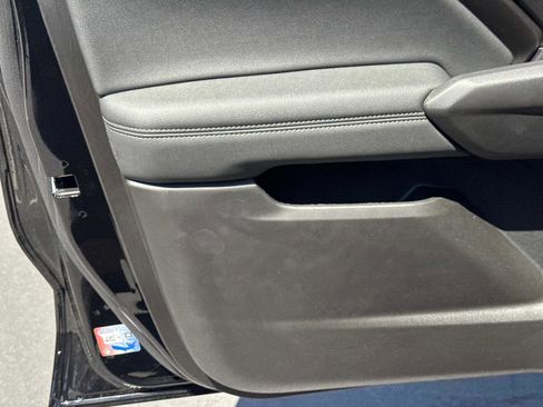 New 2025 GMC Canyon Elevation w/ Convenience Package image 18