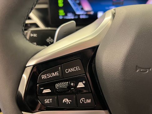 Used 2025 BMW 330i Sedan image 18