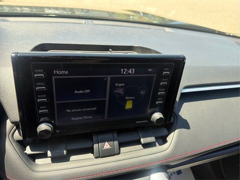 Used 2021 Toyota RAV4 SE w/ Weather & Moonroof Package AWD/4WD image 16