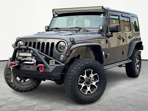 Used 2016 Jeep Wrangler Unlimited Rubicon image 2