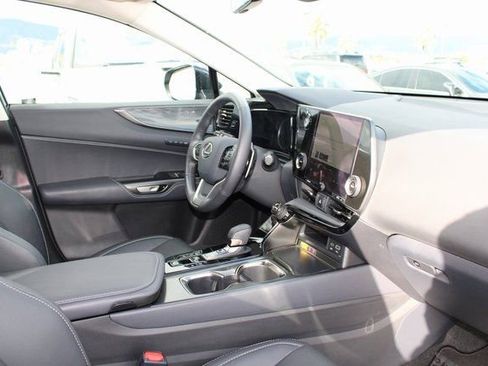 Certified 2026 Lexus NX 350 AWD w/ Accessory Package (Z1) image 5