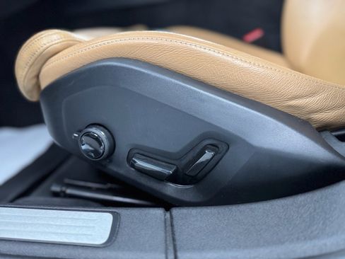 Used 2020 Volvo S60 T6 Inscription image 15