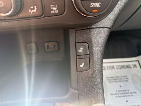 Used 2017 GMC Acadia SLE w/ Driver Alert Package I AWD/4WD image 35
