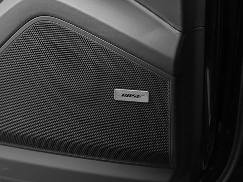 Certified 2026 Porsche Cayenne E-Hybrid AWD/4WD image 41