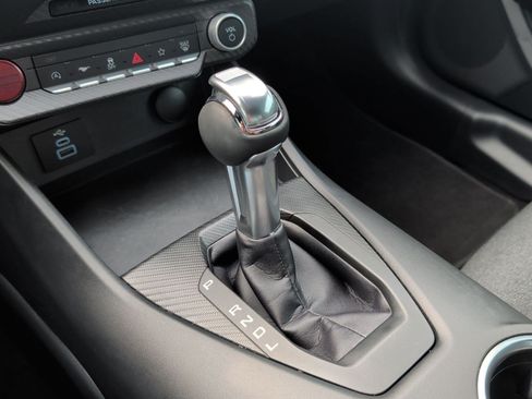 Used 2025 Ford Mustang Coupe RWD image 21