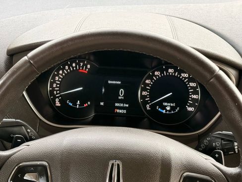 Used 2018 Lincoln MKX Premiere image 35