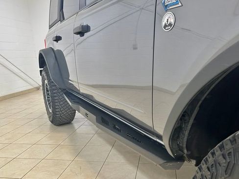 Used 2023 Ford Bronco Black Diamond w/ Sasquatch Package AWD/4WD image 13