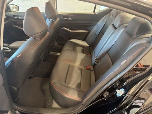 Used 2023 Nissan Altima 2.5 SR image 9