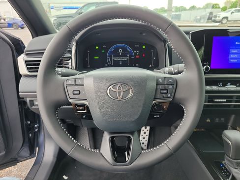 New 2026 Toyota Camry SE FWD image 21