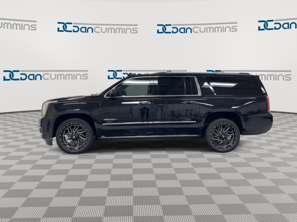 Used 2019 GMC Yukon XL Denali w/ Denali Ultimate Package AWD/4WD image 5
