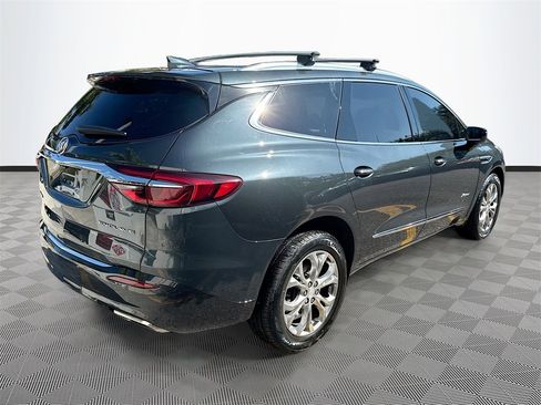 Used 2018 Buick Enclave Avenir image 8