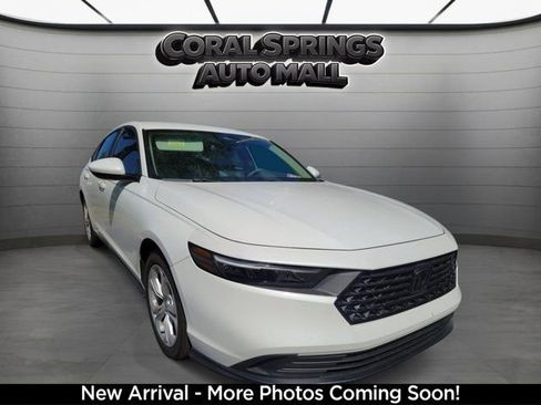 Used 2025 Honda Accord LX image 1