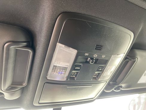 Used 2016 Toyota RAV4 SE image 22