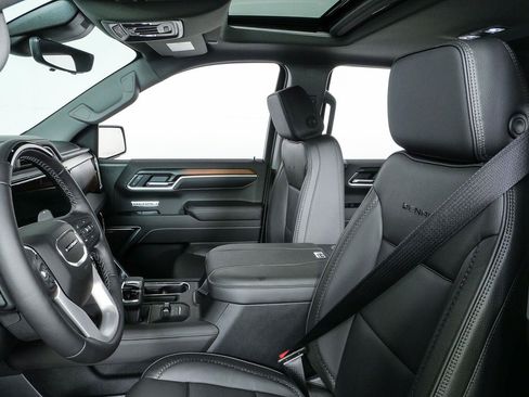 New 2026 GMC Sierra 1500 Denali AWD/4WD image 5