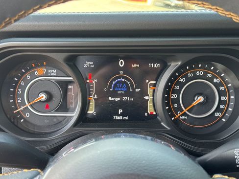 Used 2024 Jeep Wrangler Sahara w/ Technology Group image 26