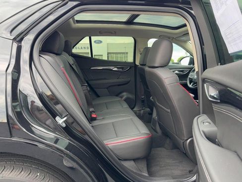 Used 2023 Buick Envision Essence w/ Technology Package I AWD/4WD image 10