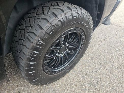 Used 2025 RAM 1500 Limited image 14