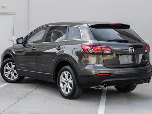 Used 2015 MAZDA CX-9 Touring FWD image 8