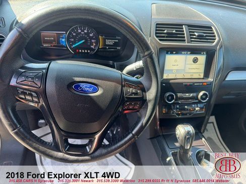 Used 2018 Ford Explorer XLT w/ Equipment Group 202A AWD/4WD image 9