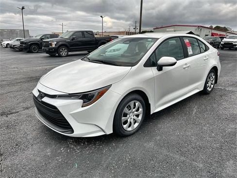 Used 2026 Toyota Corolla LE image 13