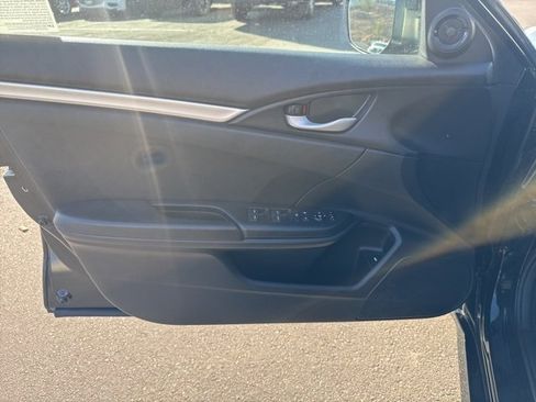 Used 2021 Honda Civic Sport image 11