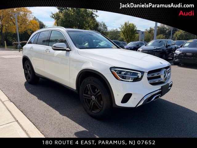 Used 2021 Mercedes-Benz GLC 300 4MATIC image 3